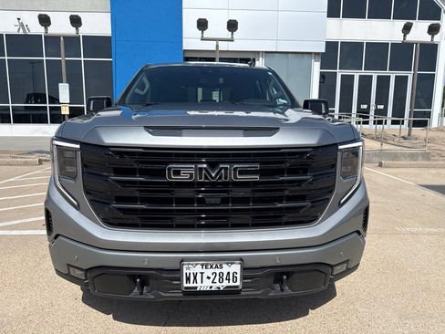 Used 2026 GMC Sierra 1500 Elevation w/ Elevation Premium Package AWD/4WD image 2