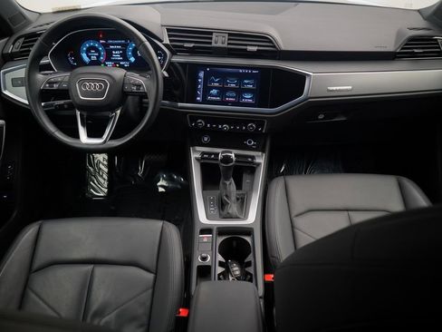 Used 2022 Audi Q3 2.0T Premium w/ Convenience Package image 8