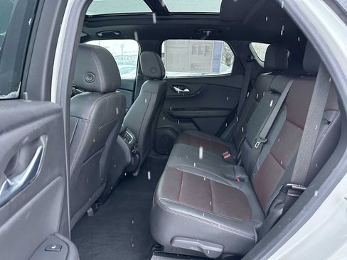 Used 2022 Chevrolet Blazer RS w/ Enhanced Convenience Package image 16