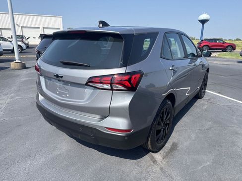 Used 2024 Chevrolet Equinox LS w/ Sport Edition FWD image 4