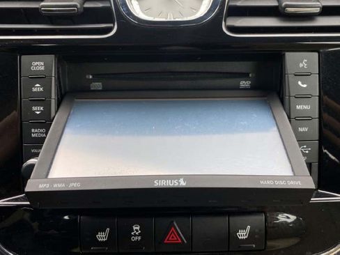 Used 2013 Chrysler 200 Limited FWD image 35