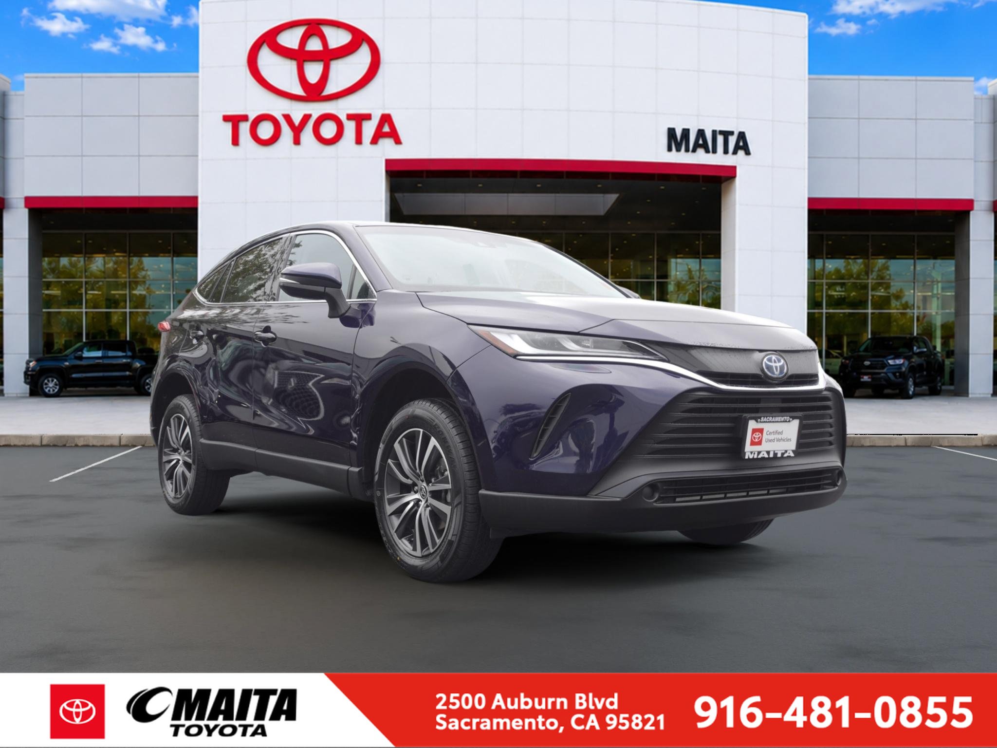 Certified 2024 Toyota Venza LE AWD/4WD image 1
