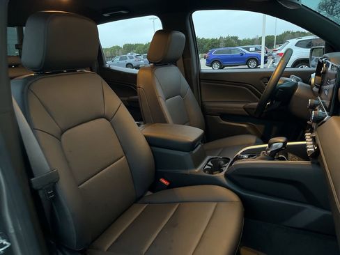 Used 2023 Chevrolet Colorado LT w/ LT Convenience Package III image 29