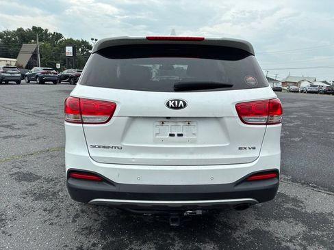 Used 2016 Kia Sorento EX AWD/4WD image 7