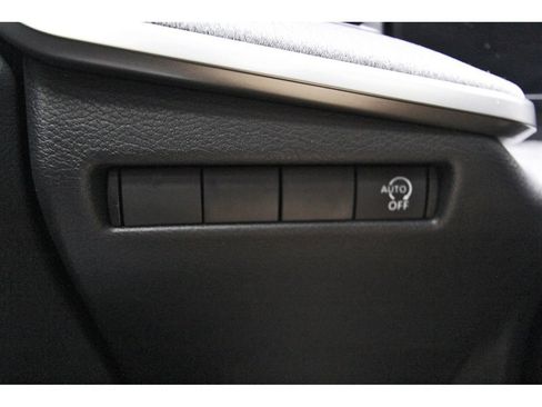 Used 2026 Nissan Kicks SV w/ SV Premium Package FWD image 23