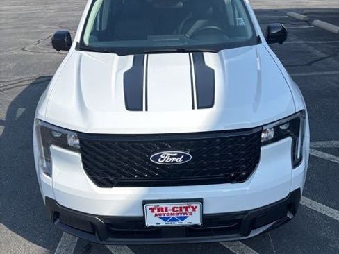 New 2026 Ford Maverick Lariat w/ Black Appearance Package AWD/4WD image 29