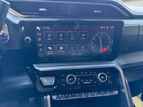 Used 2024 GMC Sierra 2500 Denali w/ Denali Reserve Package AWD/4WD image 13