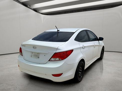 Used 2017 Hyundai Accent SE FWD image 5