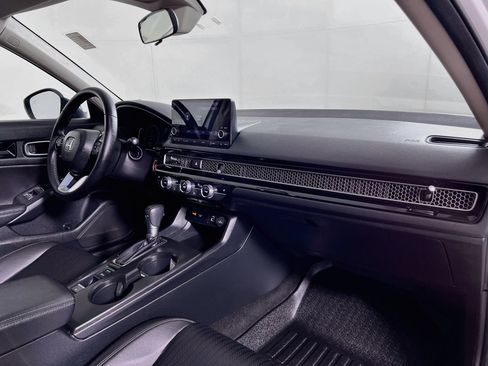 Used 2024 Honda Civic EX-L image 25