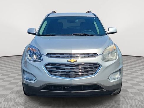 Used 2017 Chevrolet Equinox LT w/ Convenience Package FWD image 2