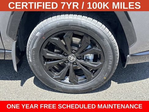 Used 2025 Toyota RAV4 SE AWD/4WD image 7