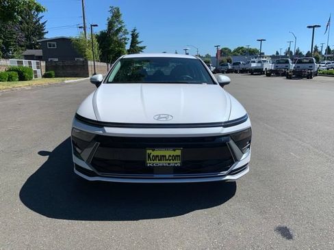 New 2026 Hyundai Sonata Blue FWD image 8