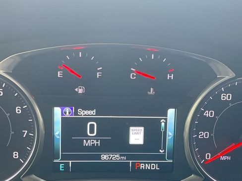 Used 2018 GMC Acadia SLT AWD/4WD image 15