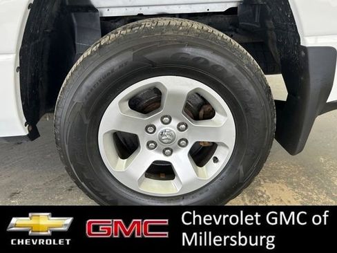 Used 2019 RAM 1500 Tradesman w/ SXT Appearance Group AWD/4WD image 10