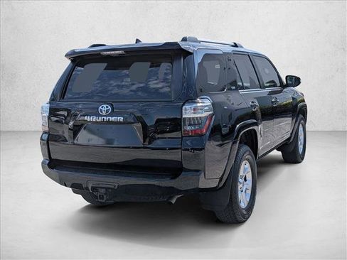 Used 2023 Toyota 4Runner SR5 Premium w/ Moonroof Package RWD image 5