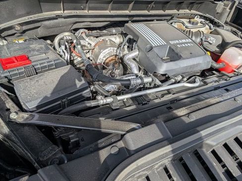 Used 2025 Chevrolet Silverado 1500 High Country w/ Midnight Edition image 19