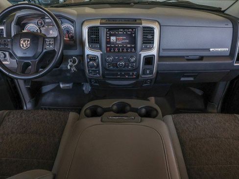 Used 2018 RAM 1500 Big Horn AWD/4WD image 38