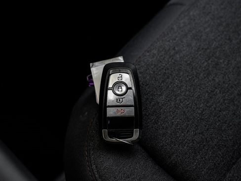 Used 2025 Ford Explorer Active image 69