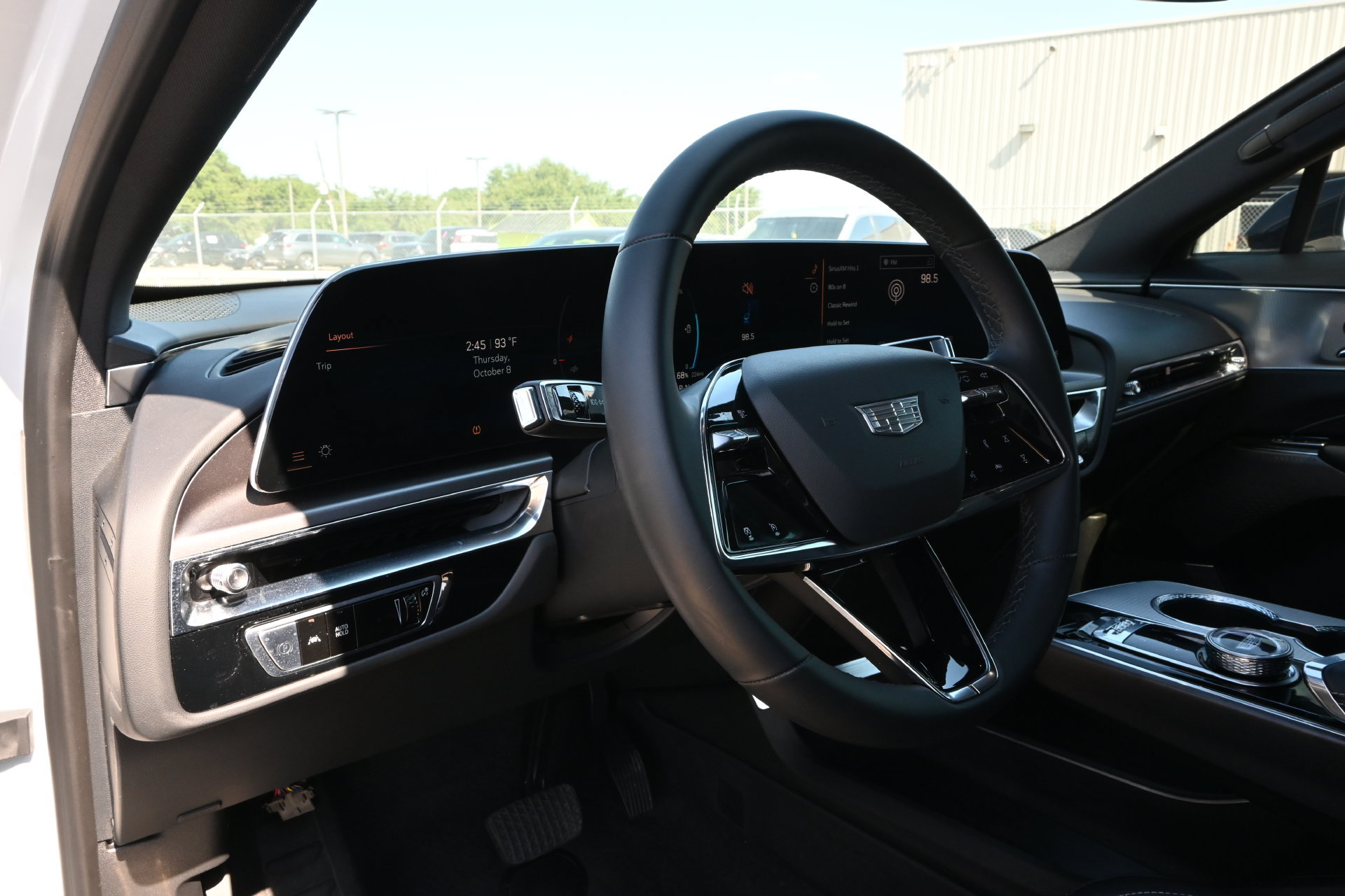 Used 2024 Cadillac Lyriq Tech RWD image 17