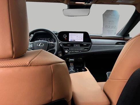 Used 2024 Lexus ES 350 w/ Premium Package FWD image 23