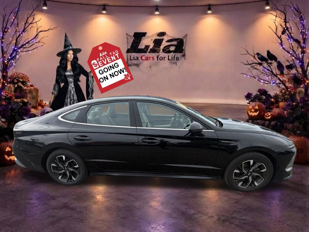 Used 2025 Hyundai Sonata SEL FWD image 3
