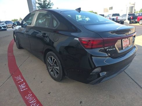 Used 2023 Kia Forte LXS FWD image 6