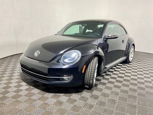 Used 2013 Volkswagen Beetle Turbo FWD image 2