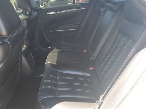 Used 2022 Chrysler 300 S RWD image 12
