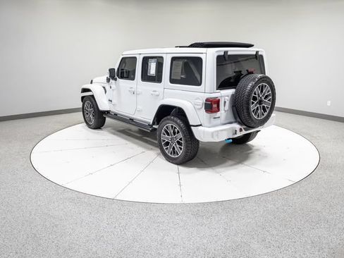 Used 2024 Jeep Wrangler High Altitude AWD/4WD image 32