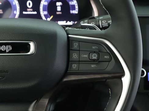 New 2026 Jeep Grand Cherokee Limited w/ Limited Altitude Package image 7
