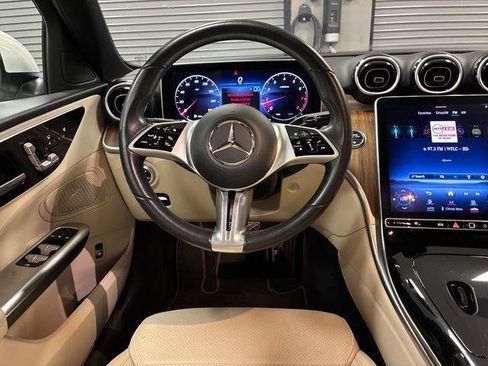 Used 2024 Mercedes-Benz C 300 Sedan image 13