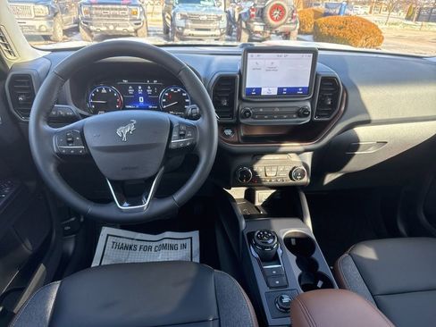 Certified 2024 Ford Bronco Sport Outer Banks w/ Tech Package image 16