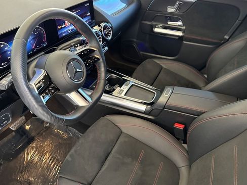 Used 2025 Mercedes-Benz GLA 250 image 12