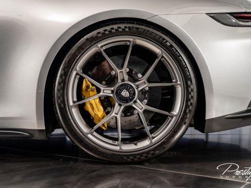 Used 2022 Porsche 911 GT3 image 10