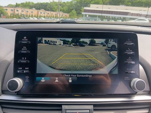 Used 2018 Honda Accord Sport image 25