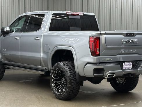 Used 2026 GMC Sierra 1500 Denali Ultimate AWD/4WD image 3