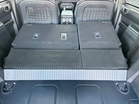 New 2025 Ford Bronco Badlands w/ Sasquatch Package image 15