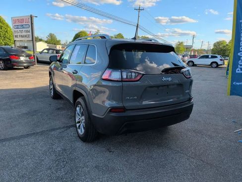 Used 2020 Jeep Cherokee Latitude Plus w/ Comfort/Convenience Group AWD/4WD image 6