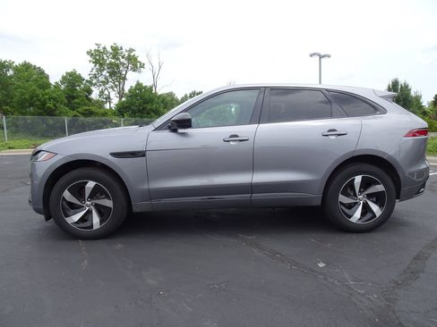 New 2025 Jaguar F-PACE R-Dynamic S AWD/4WD image 7