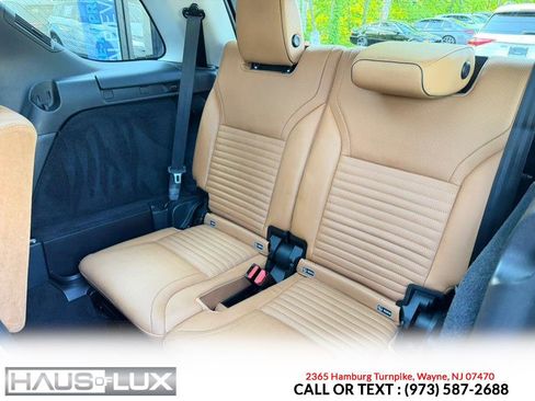 Used 2018 Land Rover Discovery HSE Luxury AWD/4WD image 15