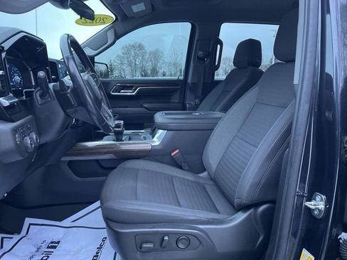 Used 2022 Chevrolet Silverado 1500 RST image 19