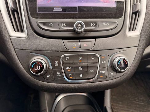 Used 2024 Chevrolet Malibu LT image 16