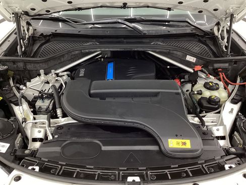 Used 2018 BMW X5 xDrive40e image 46