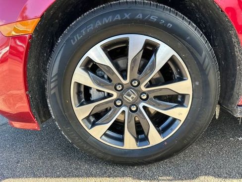 Used 2024 Honda Odyssey EX-L image 11