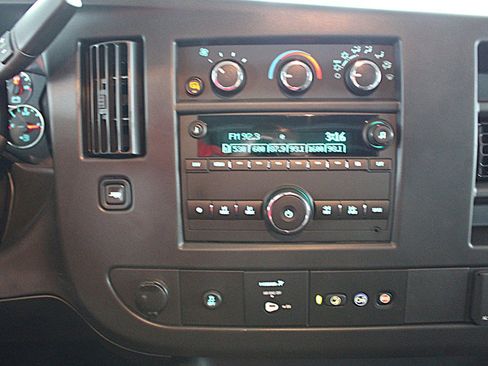 Used 2025 Chevrolet Express 2500 Extended w/ Driver Convenience Package RWD image 28