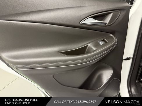 Used 2023 Buick Encore GX Preferred FWD image 33
