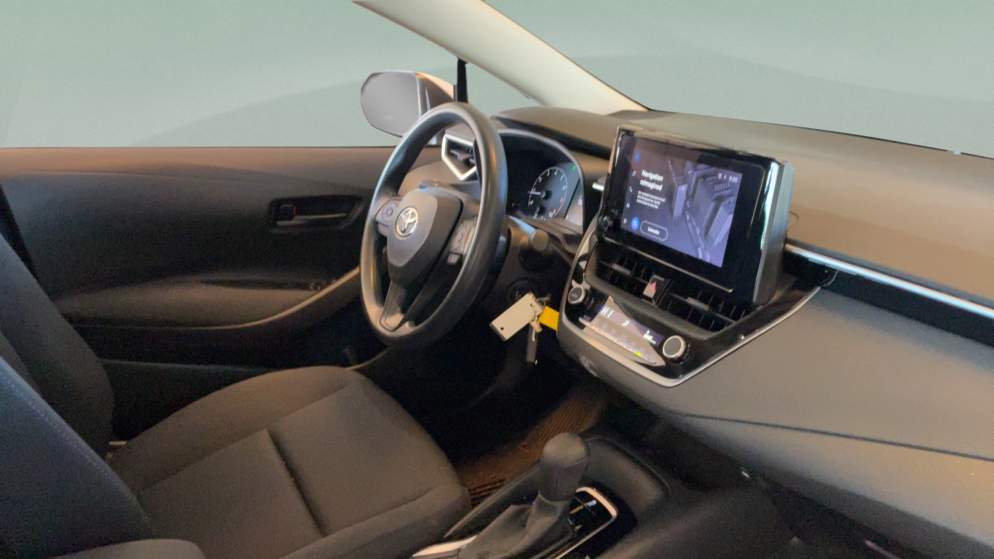 Certified 2024 Toyota Corolla LE FWD image 31