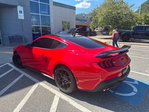 Used 2024 Ford Mustang GT Premium w/ GT Performance Package RWD image 8