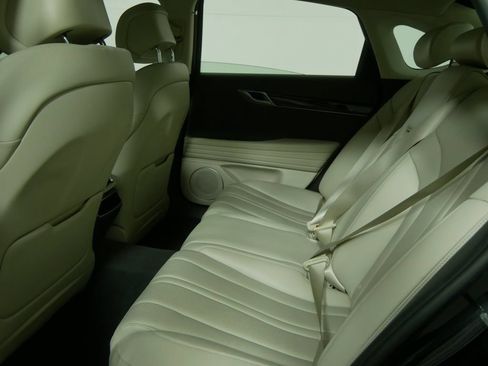 Used 2021 Genesis G80 2.5T AWD/4WD image 17