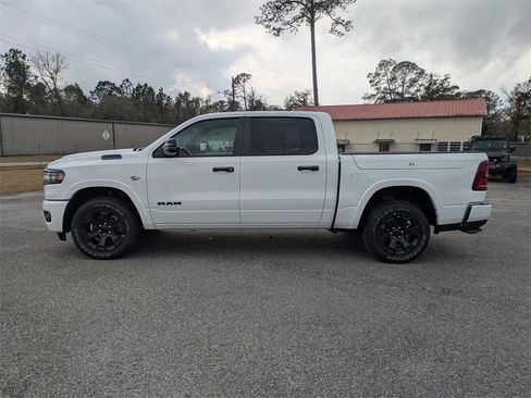New 2026 RAM 1500 BIG HORN CREW CAB 4X4 5'7 BOX image 8